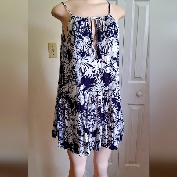 Skylar + Madison Navy White Tropical Print Mini Dress - Size Large - Picture 1 of 7
